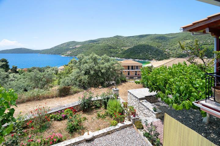 Gîte pour 3 personnes, avec balcon à Leucade - 2