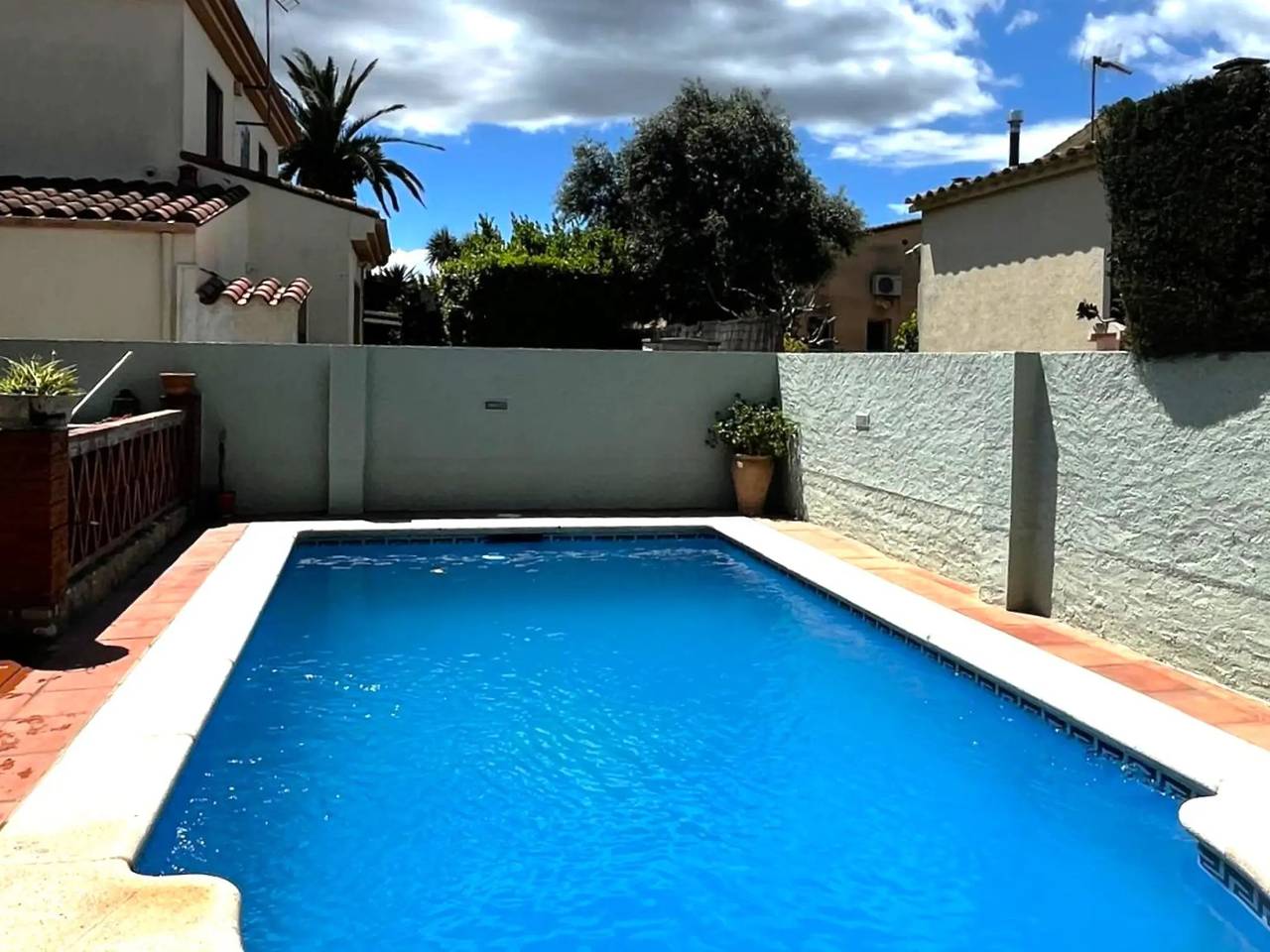 House 5 Persons in Sant Pere Pescador, Upper Empordà