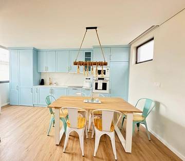 Gîte pour 5 personnes, avec vue dans Angeiras