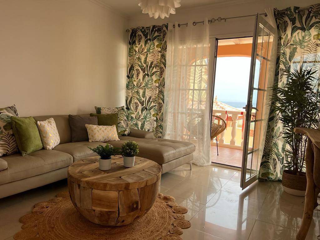 Two-Bedroom House in Solana Matorral, Pájara