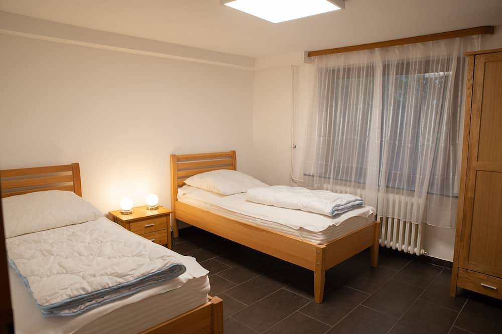 Ferienbungalow im Blumengarten in Traben-Trarbach, Bernkastel-Kues & Umgebung