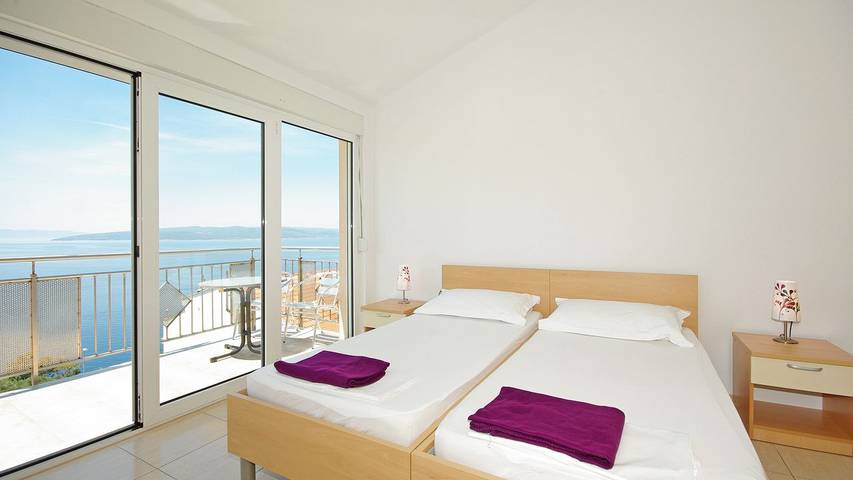 Ferienwohnung für 5 Personen in Krvavica