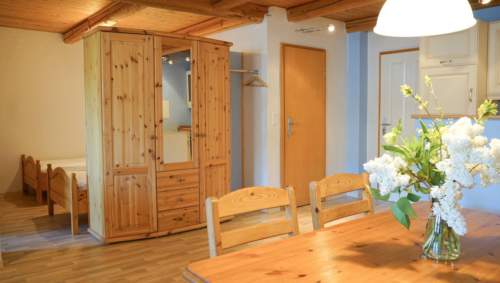 Ganze Wohnung, Ferienwohnung Leuchtturm" mit Gemeinschaftsgarten und Wi-Fi in Westfehmarn, Fehmarn