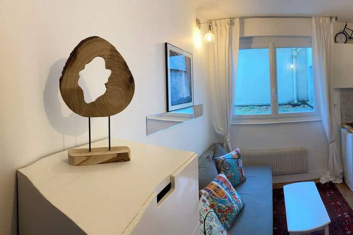 Appartement entier, Charmant Studio à 2 pas du Parc des Princes et de Roland Garros in Boulogne-Billancourt, Hauts-de-Seine