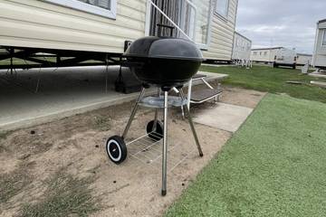 Log Cabin for 10 People in Essex, East of England, Photo 4