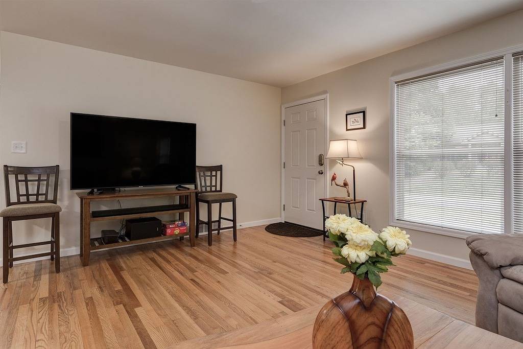 Hendo Rancho in im Stadtzentrum gelegenem historischem Hendersonville in Hendersonville, Henderson County (NC)