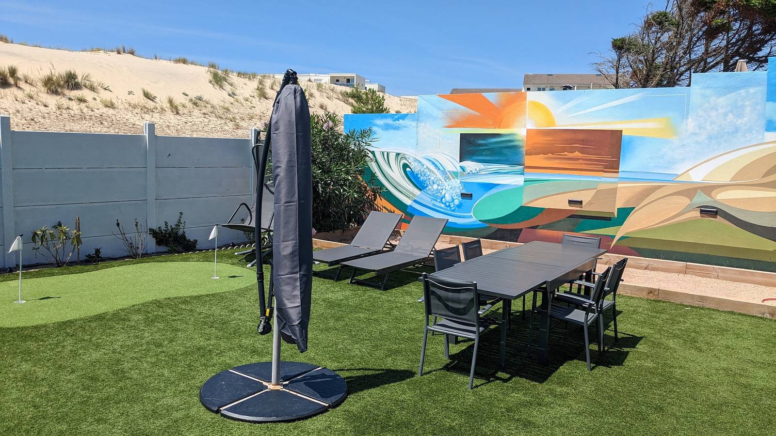 Maison de vacances 'Beach Villa 14 Personnes' avec terrasse privée, Wi-Fi et climatisation in Lacanau Ocean, Lacanau