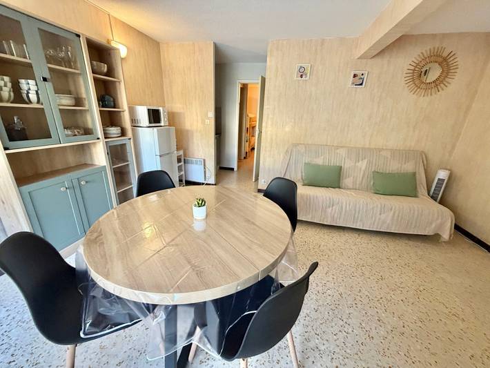 Gîte pour 5 personnes, avec Terrasse dans Etang De L Or - 3