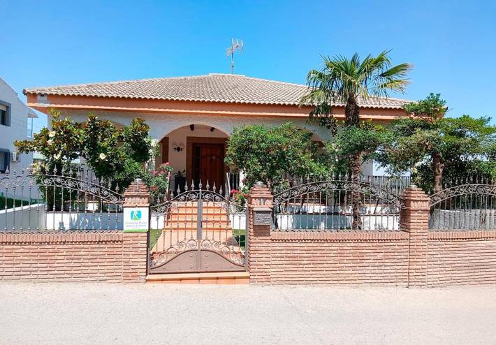 Casa de vacaciones para 12 personas, con piscina además de vistas y jardín en Sierra Sur Jaen - 2