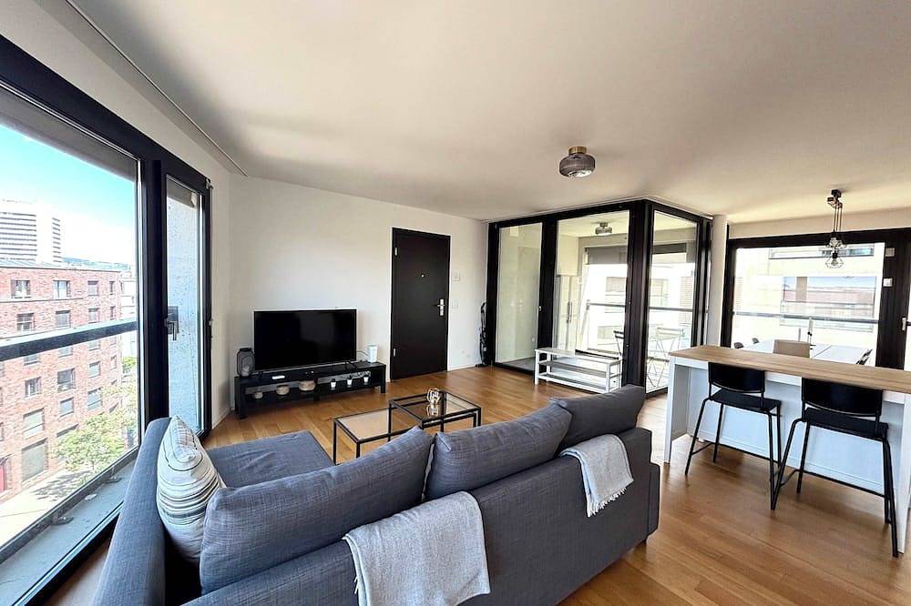 Ganze Wohnung, Perfect connected to Downtown, Airport & Highway in Basel, Region Basel RDK