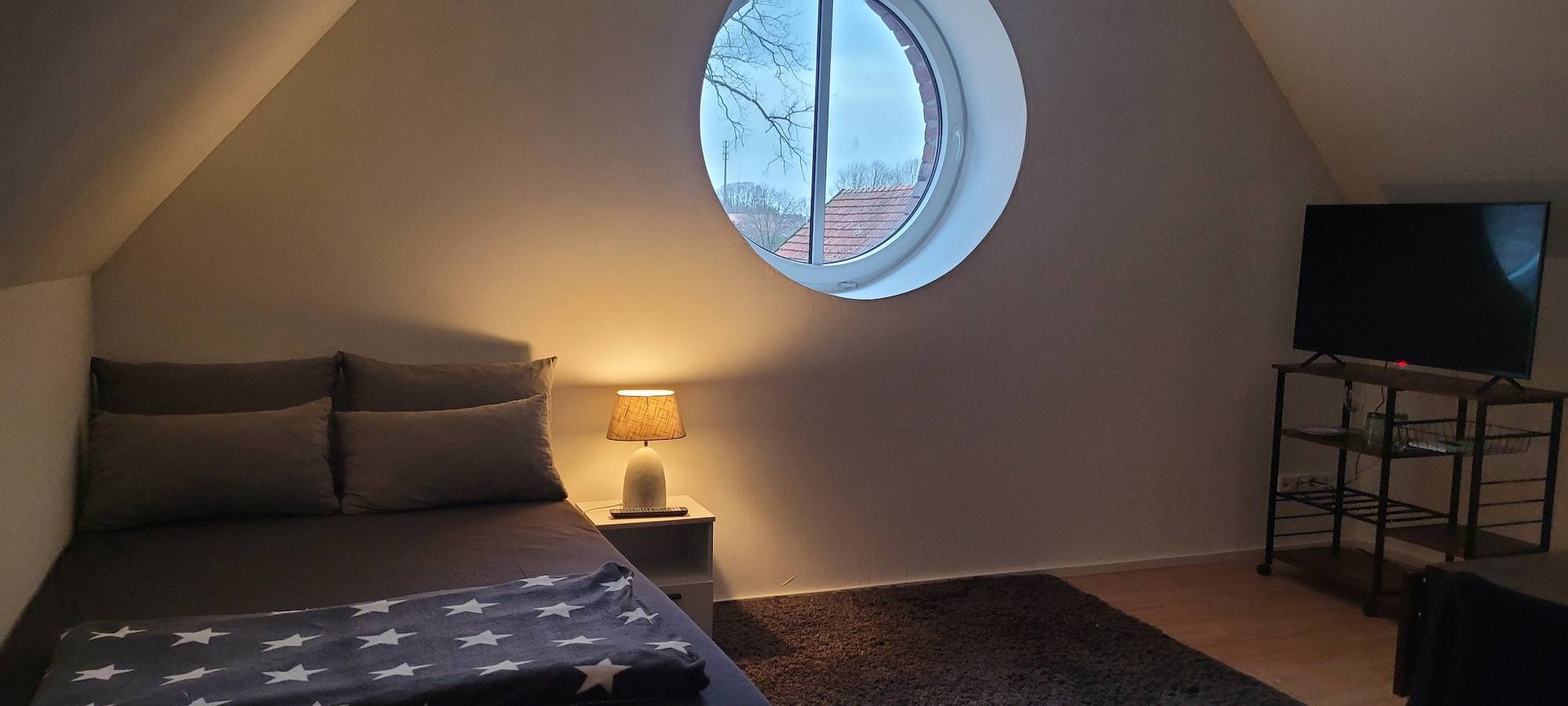 Ganzes Studio, Studio-Apartment 'Ferienwohnung Hühnernest' mit Wlan in Kirchdorf (Niedersachsen), Landkreis Diepholz