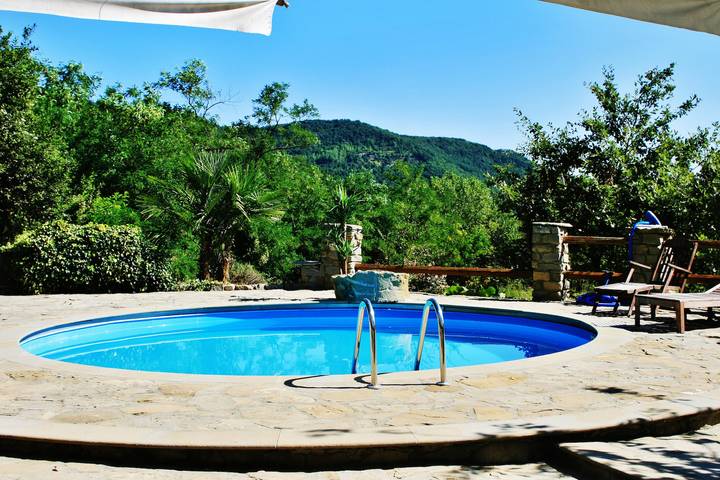 Villa voor 14 personen, met zwembad en tuin, met huisdier in Piëmont