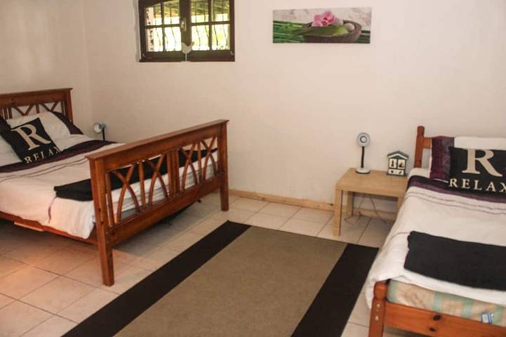 Location de vacances pour 14 personnes, avec terrasse et jardin à La Boissière-des-Landes - 4