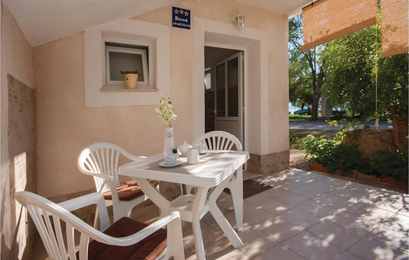 Ganze Ferienwohnung, Ferienwohnung für 2 Personen mit Terrasse in Raslina, Šibenik-Knin