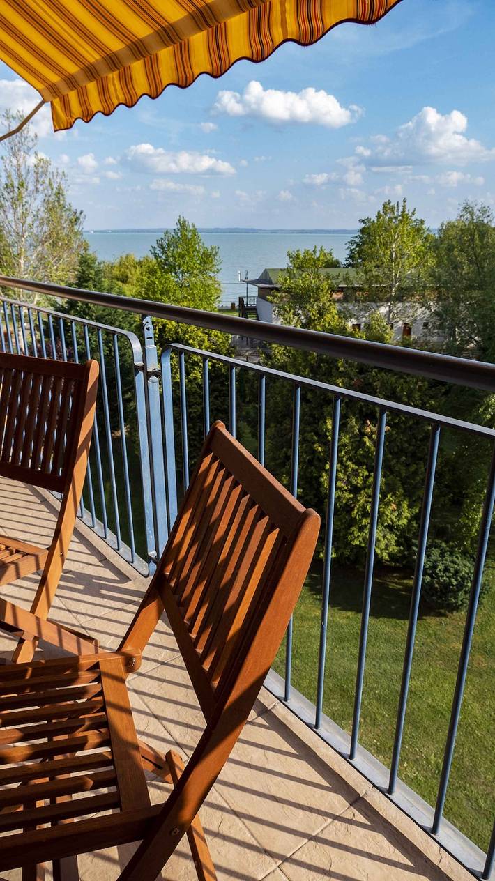 Apartamento vacacional entero, Apartamento vacacional justo en el pasaje del banco in Csopak, Balatonfüredi járás