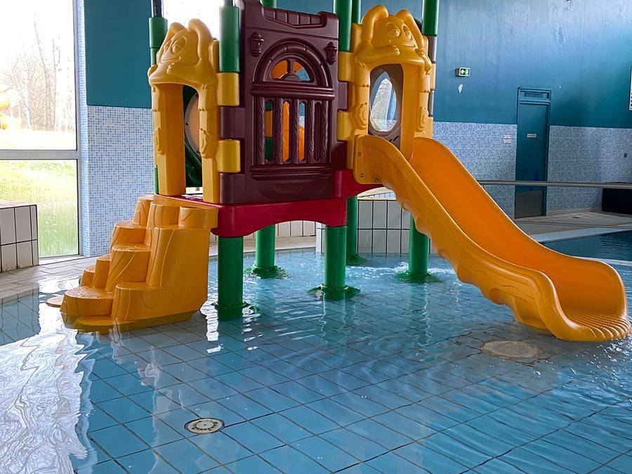 Domaine de la Motte - Mobilhome 4 personnes - Mh Riviera suite 2Ch 4P in Signy-le-Petit, Parc naturel régional des Ardennes