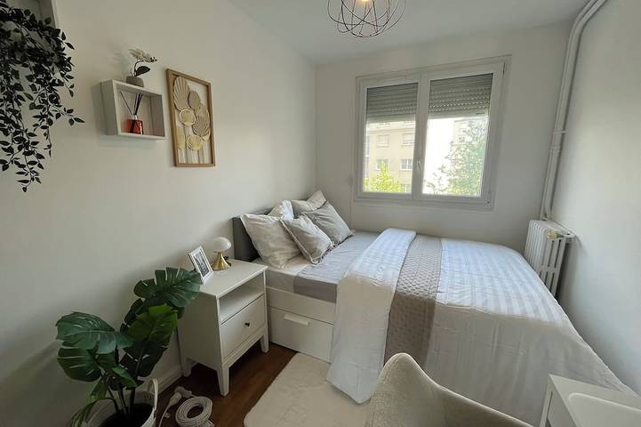 Gîte pour 6 personnes à Bourg-la-Reine - 2