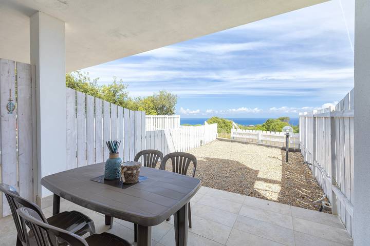 Appartement 'Sea View Isola Rossa' avec Vue Mer, Wi-Fi et Climatisation in Trinità d'Agultu e Vignola (Borgo), Trinità d'Agultu e Vignola