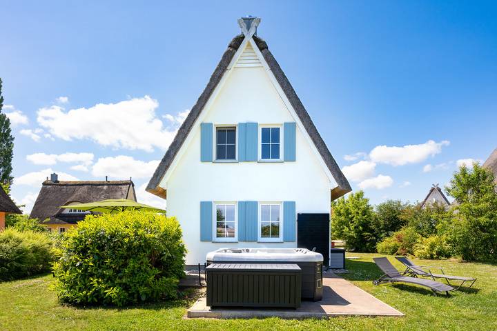 Ferienhaus für 5 Personen, mit Whirlpool und Sauna sowie Garten, kinderfreundlich in Hohenkirchen