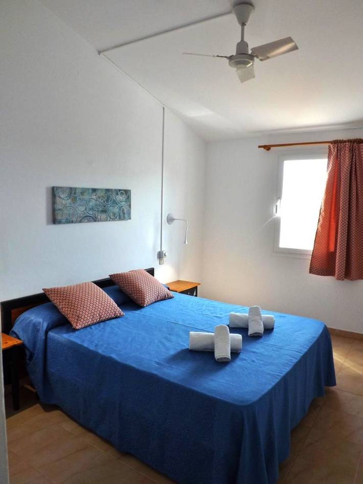 Gîte pour 3 personnes, avec jardin et piscine ainsi que bassin pour enfant et vue à Cala en Blanes - 4