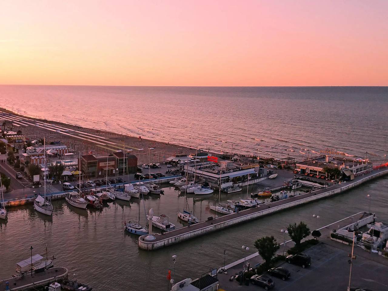 Apartamento entero, 3 estancias 5 Personas in Fogliano Marina, Riccione