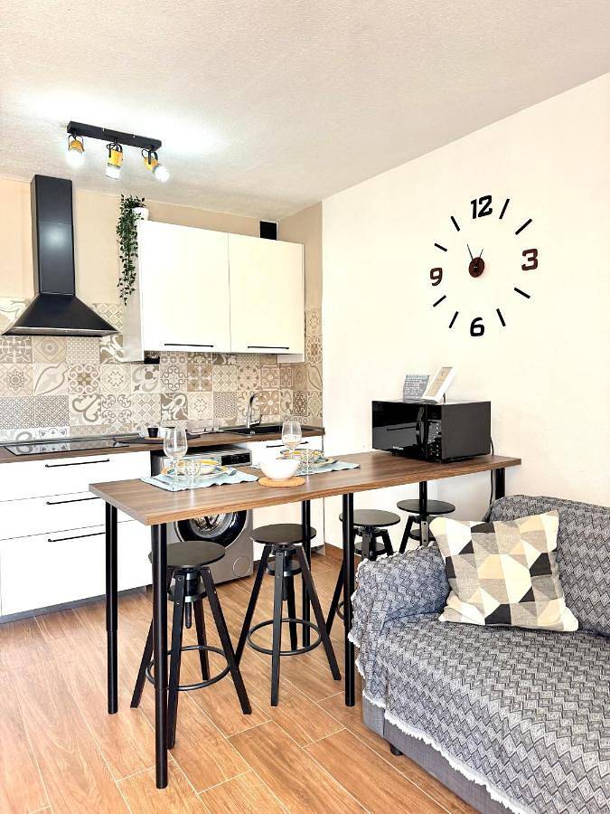 Apartamento de vacaciones para 4 personas, con jardín y balcón - 1