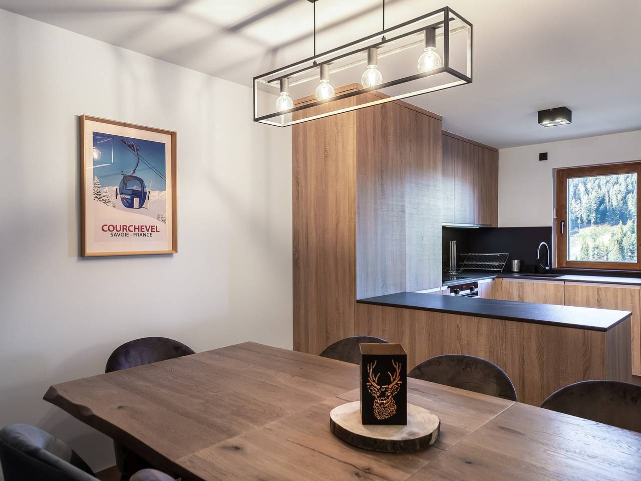 Appartement entier, Appartement 4* au centre de Courchevel Moriond, 4 chambres, 98m², 10 pers, parking, Wifi in Courchevel 1650 (Moriond), Saint-Bon-Tarentaise