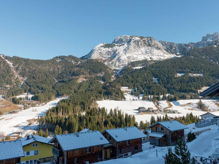 Ferienhaus für 8 Personen, mit Balkon und Terrasse sowie Pool und Sauna in Dachstein West