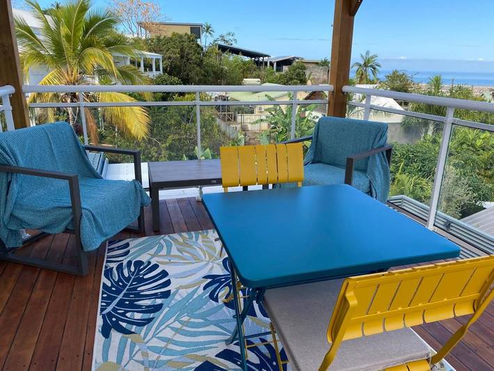 Appartement de vacances pour 4 personnes, avec vue ainsi que piscine et balcon, adapté aux familles