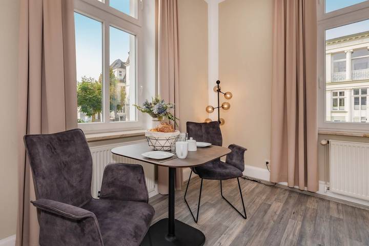 Ganze Ferienwohnung, Villa Carmen Sandburg in Drei Kaiserbäder, Heringsdorf