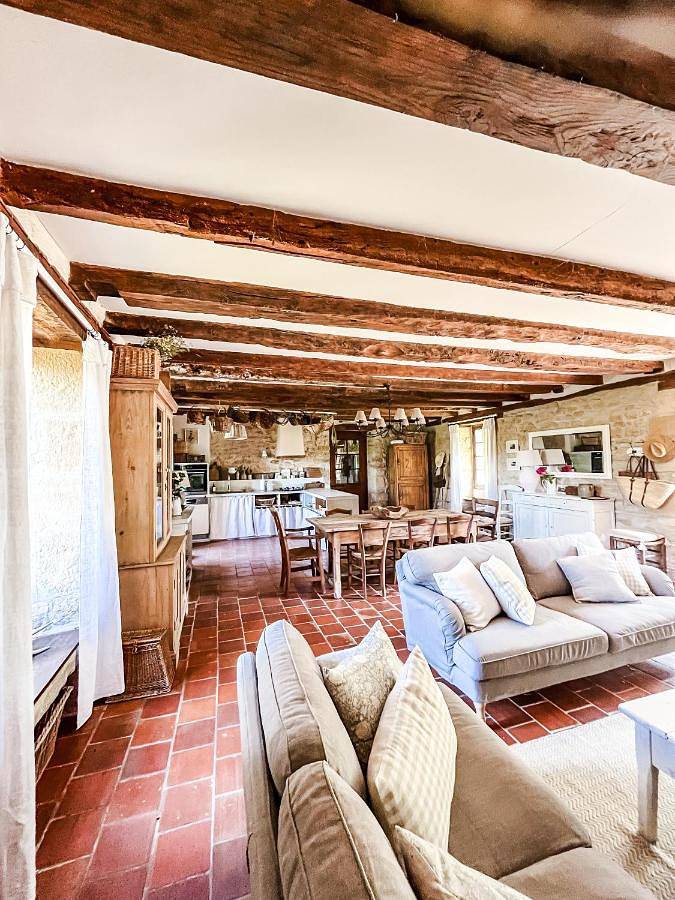 Location de vacances pour 2 personnes, avec Terrasse ainsi que Jardin et Piscine à Tourtoirac - 4