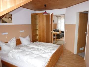 Ferienwohnung für 3 Personen, mit Balkon und Garten in Zandt