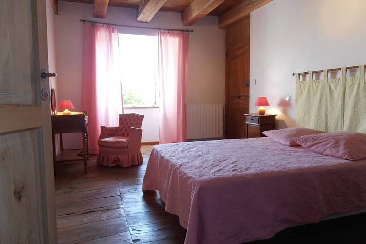 Location de vacances pour 7 personnes, avec jardin à Laguiole - 4