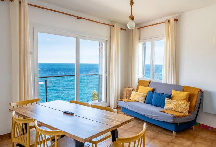 Ferienwohnung für 4 Personen, mit Balkon in Llanca