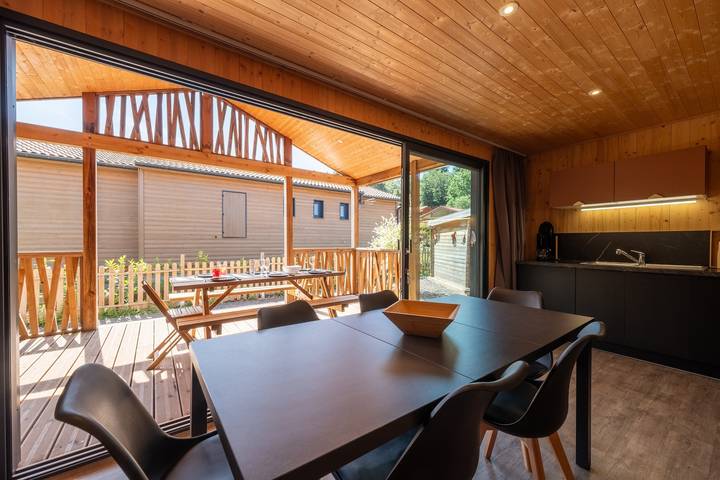 Chalet le jutékia – Gemütliches Holzchalet mit privatem Spa in Corcieux, Regionaler Naturpark Belchen der Vogesen