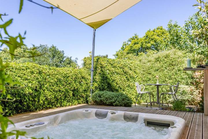 Maison d’hôte pour 2 personnes, avec jardin et vue ainsi que piscine et terrasse en Loire-Atlantique - 3