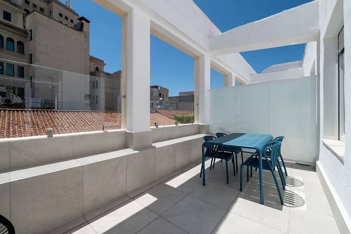 Vacation rental for 6 people, with Balcony in Madrid