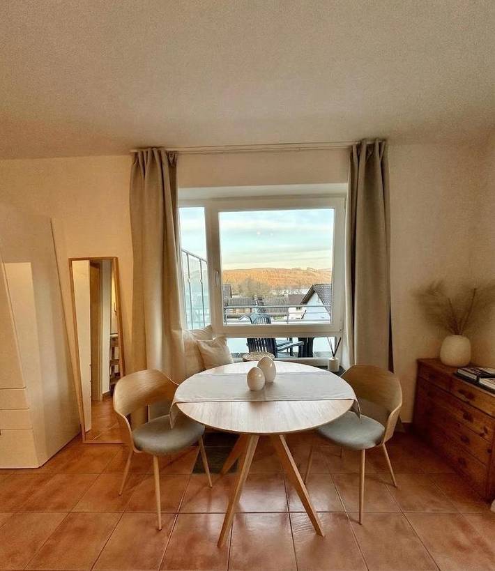 Ferienwohnung für 2 Personen, mit Balkon und Terrasse sowie Ausblick und Seeblick in Olpe - 2