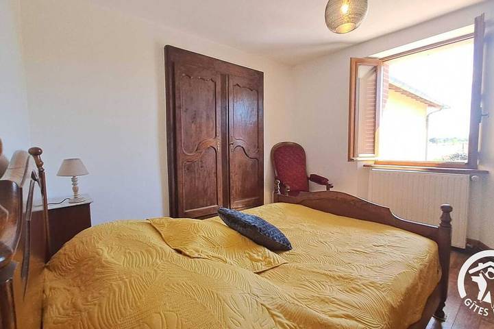 Location de vacances pour 8 personnes, avec jardin à Fréjairolles - 2