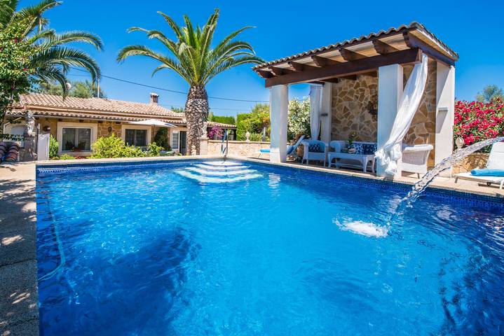 Villa for 4 people, with terrace - 1