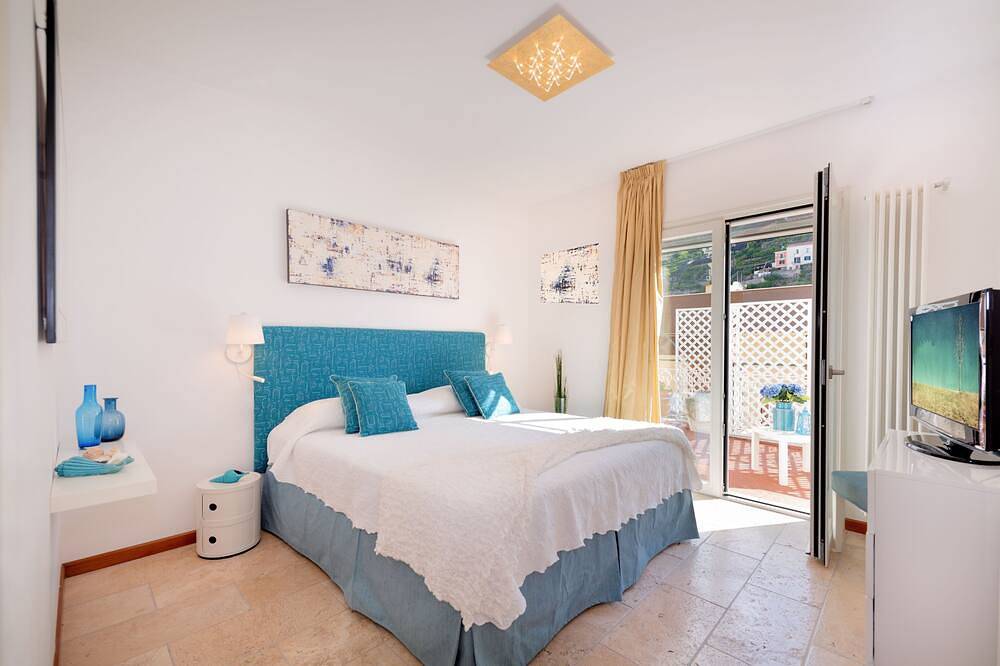 Ganze Wohnung, Boutique Penthouse, Sea View, Close to Beach by Amalfivacation.It in Minori, Amalfiküste
