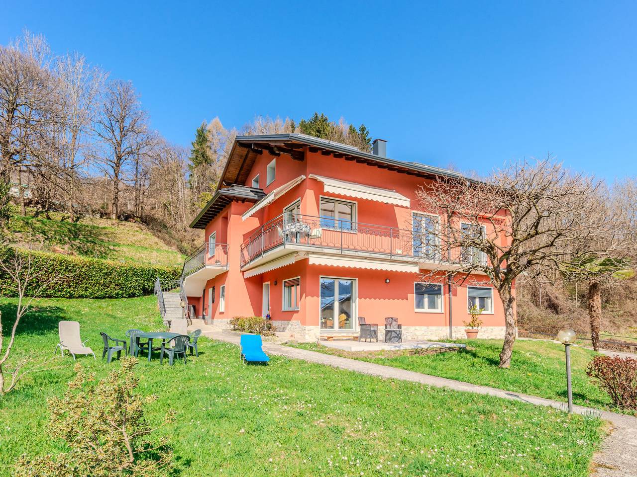 Appartamento intero, Marta in Cerano d'Intelvi, Lago di Como