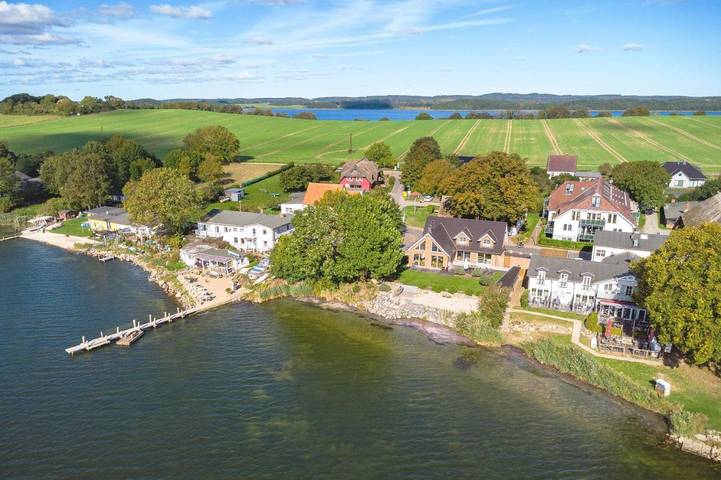 Ferienhaus für 8 Personen, mit Garten und Sauna sowie Ausblick und Seeblick, mit Haustier in Middelhagen - 4