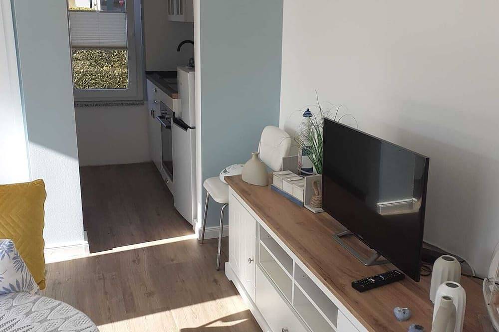 Bungalow am Neuklostersee für 3 Personen in Nakenstorf, Zurow