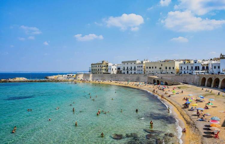 B&b per 4 persone, con panorama e balcone a Sannicola
