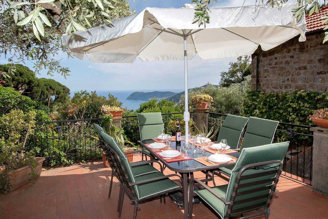 Appartamento intero, Appartamento vacanze per 6 persone con giardino in Alassio, Riviera di Ponente