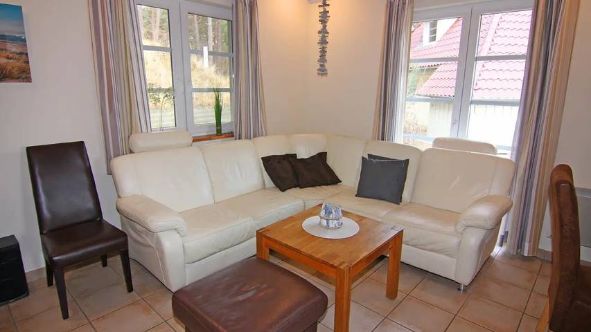 Ferienhaus für 8 Personen, mit Sauna und Terrasse in Trassenheide - 4