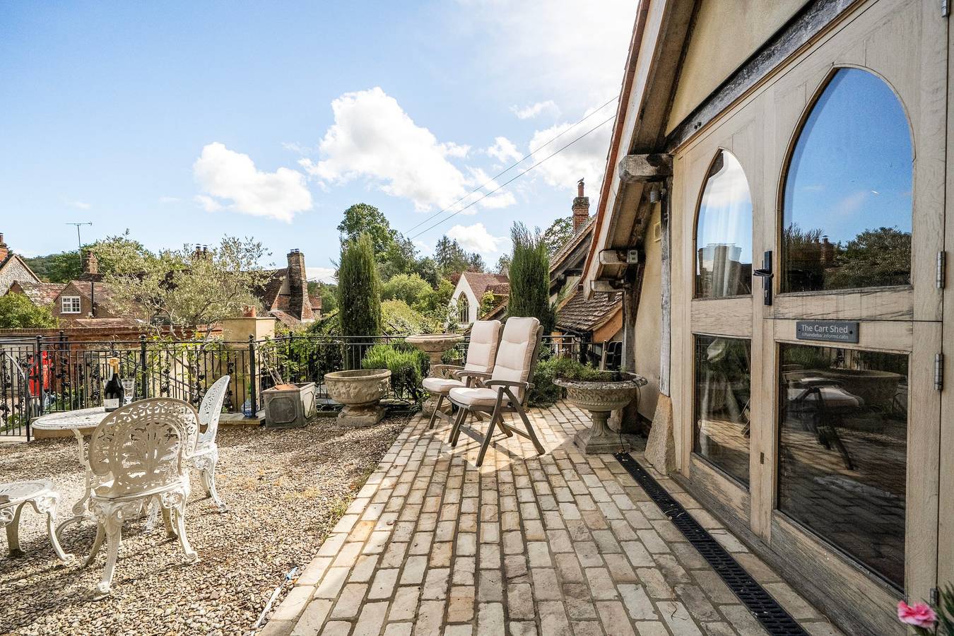 Bramble Bank 'Cartshed'-1 Bed Cottage-Sleeps 2 in Turville, Chiltern Hills