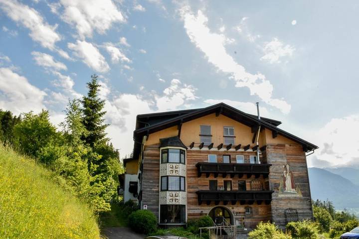 Ferienwohnung für 3 Personen, mit Garten und Ausblick