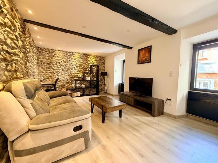 Location de vacances pour 4 personnes, avec Terrasse à L'Escale (Alpes-de-Haute-Provence)